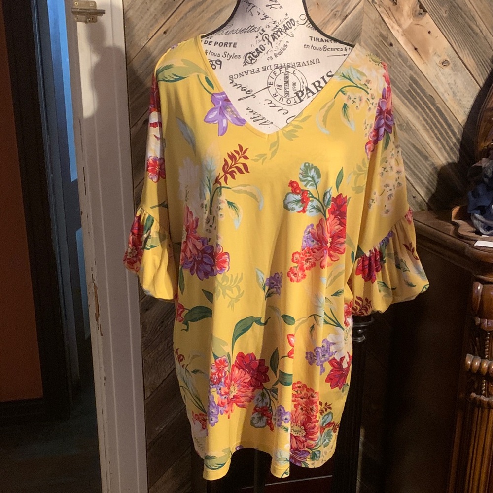 Susan Graver Yellow Floral V-Neck Flutter Sleeve Tunic